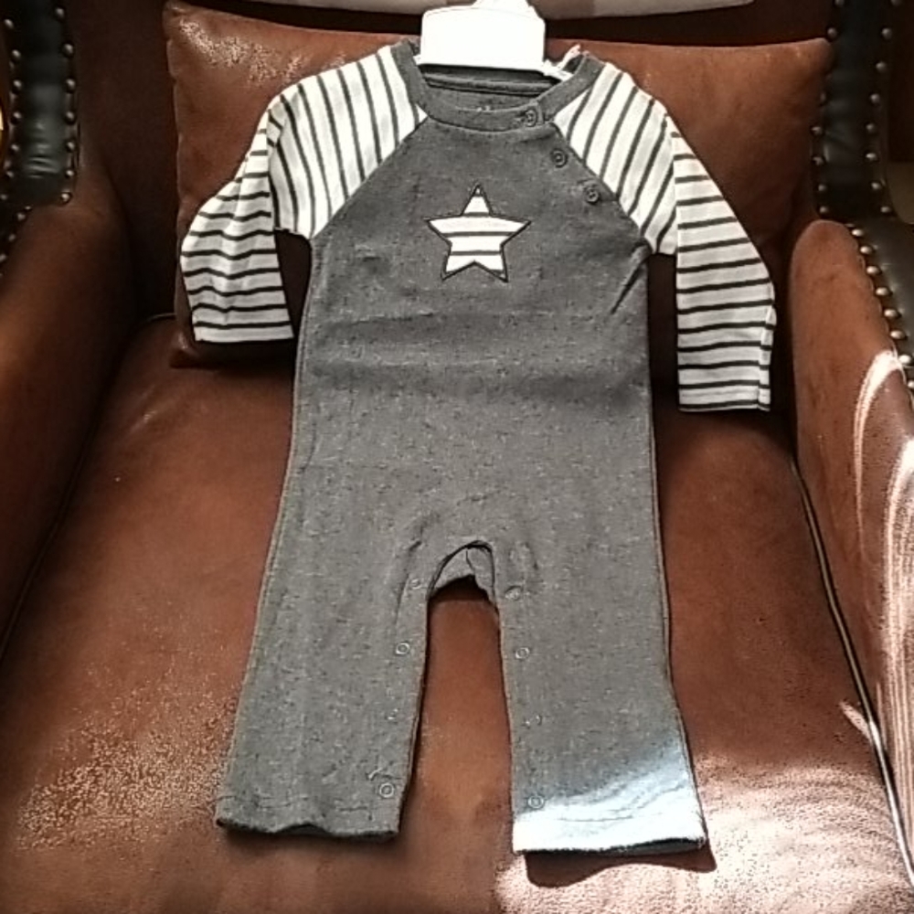 One piece Star Gray Stripe Long Sleeve Bodysuit